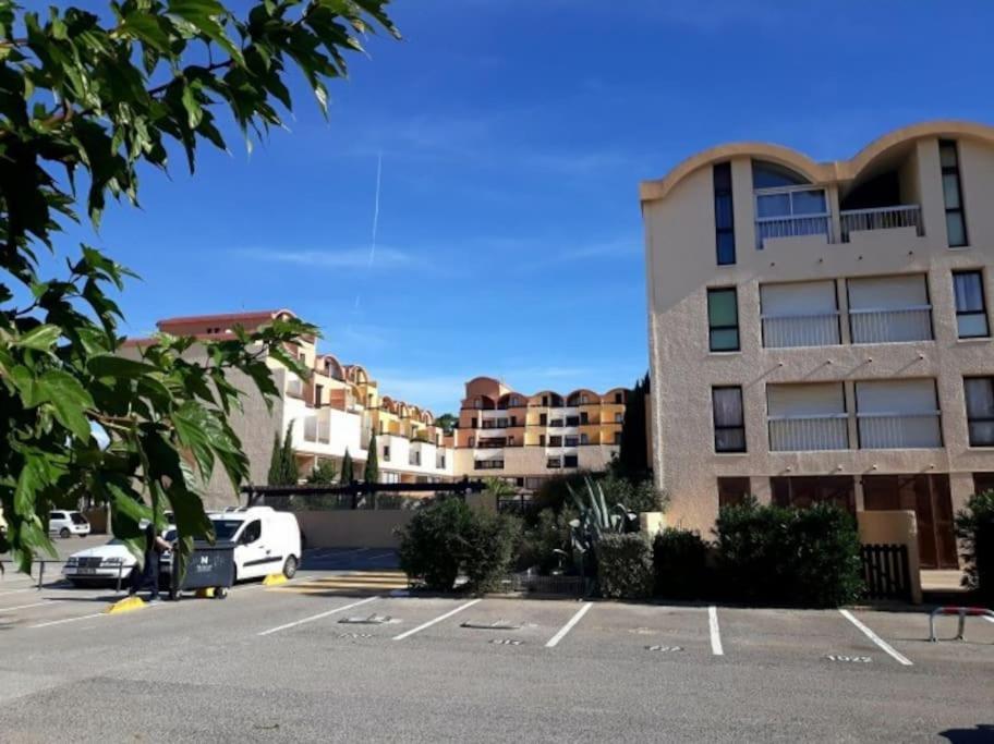 Bellyenmer Gruissan Exterior foto